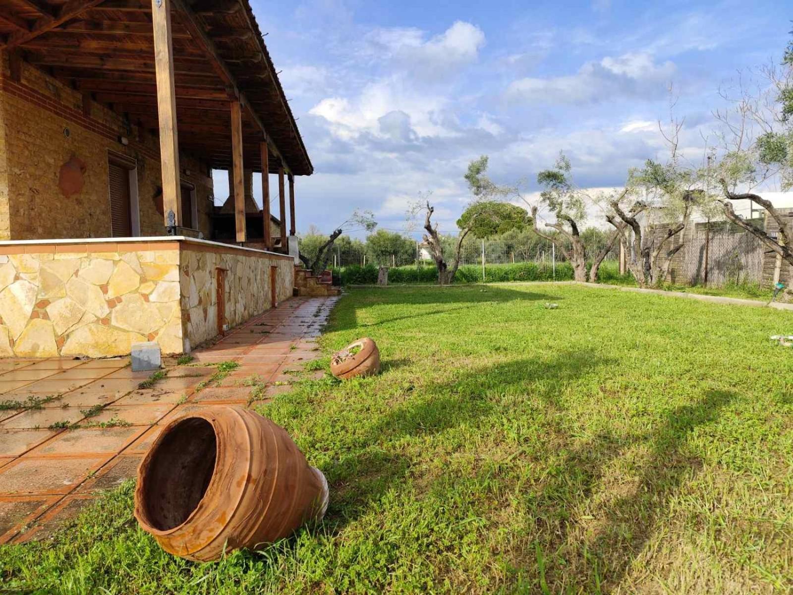 Villa George'S House Nea Plagia Esterno foto